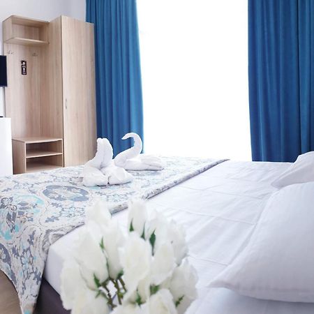 Zatokas Sun Club Hotel Екстериор снимка
