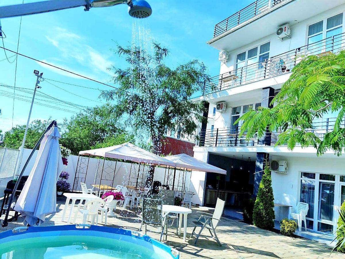 Zatokas Sun Club Hotel Екстериор снимка