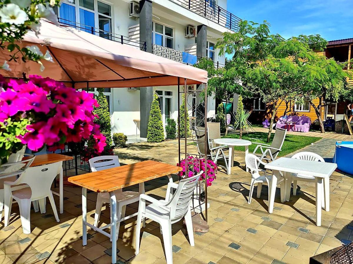 Zatokas Sun Club Hotel Екстериор снимка